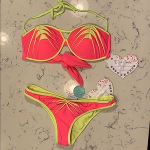 NWT Beach Bunny Swimsuit
